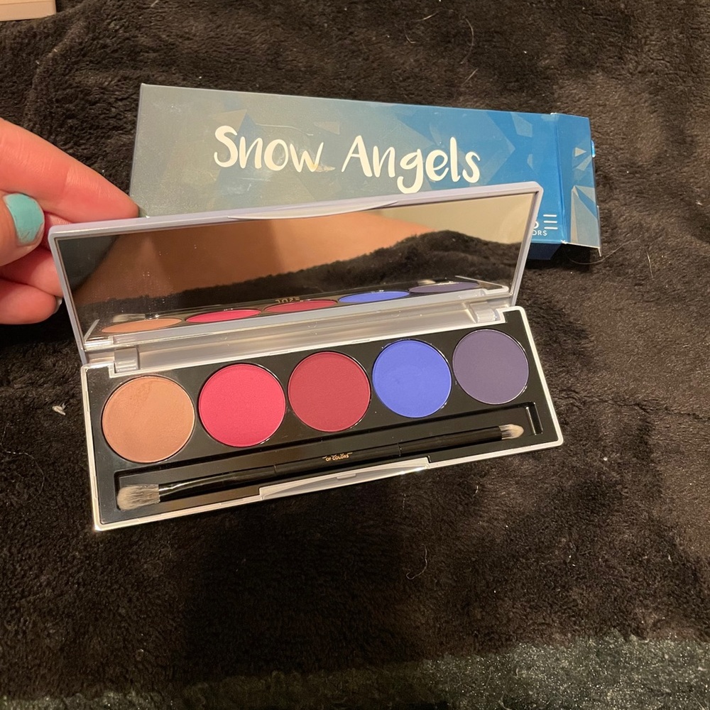 Snow angels